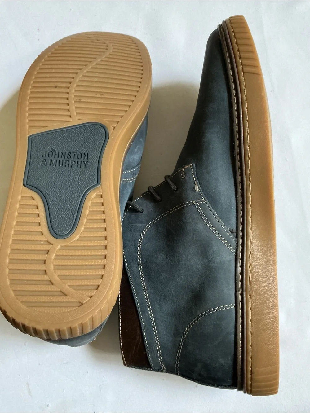 Johnston & Murphy classic chukka